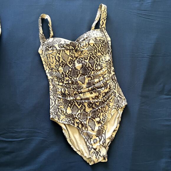 Nip Tuck Swim Snakeskin Tummy Control Shaping One Piece Swimsuit Size 4 - Picture 5 of 11
